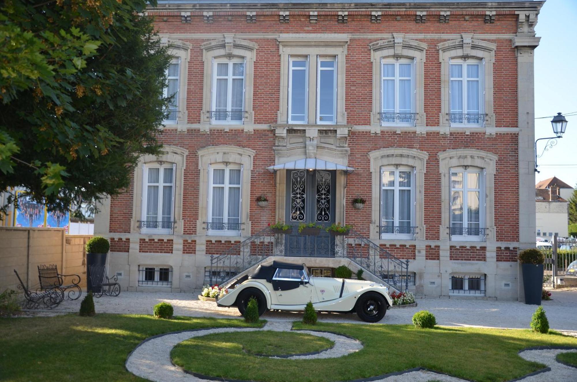 La Demeure De Charme Hotel Troyes Exterior photo